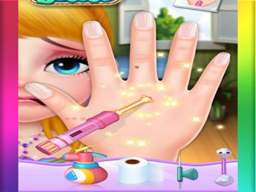 Play Evie Hand Doctor Game